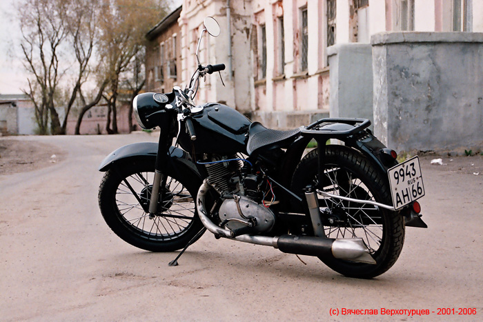 MOTO_IZH-49_IZ_KAMENSKA