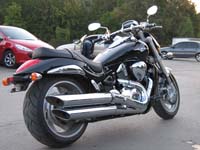 MOTO_SUZUKI_INTRUDER2